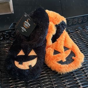 🌷3 for $12 Hyde & Eek Orange & Black Slipper Gripper Socks S/M 5-7 Women